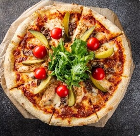 Пицца с цыпленком и говяжьей вырезкой 