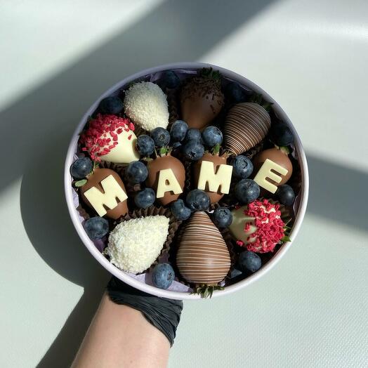 Для мамы,клубника в шоколаде