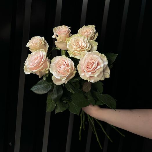 Букет из роз (7 шт.)