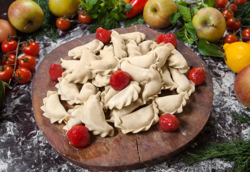 Вареники с клубникой
