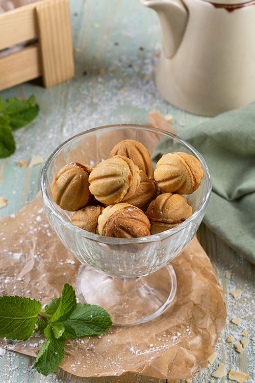 Орешки со сгущенкой