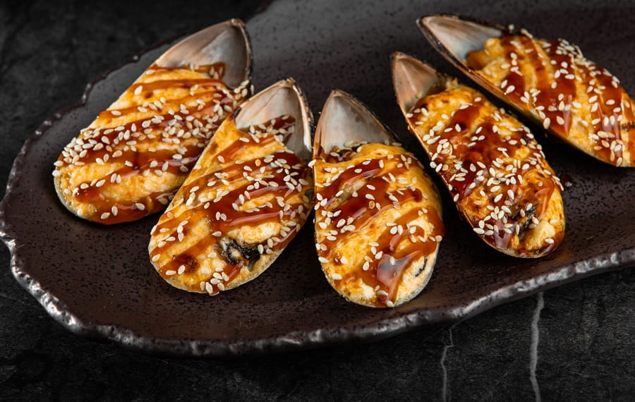 Мидии в нежном соусе