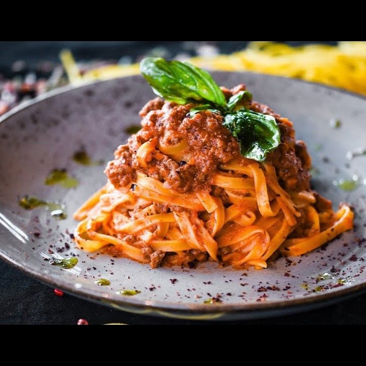 БОЛОНЬЕЗЕ  СПАГЕТТИ