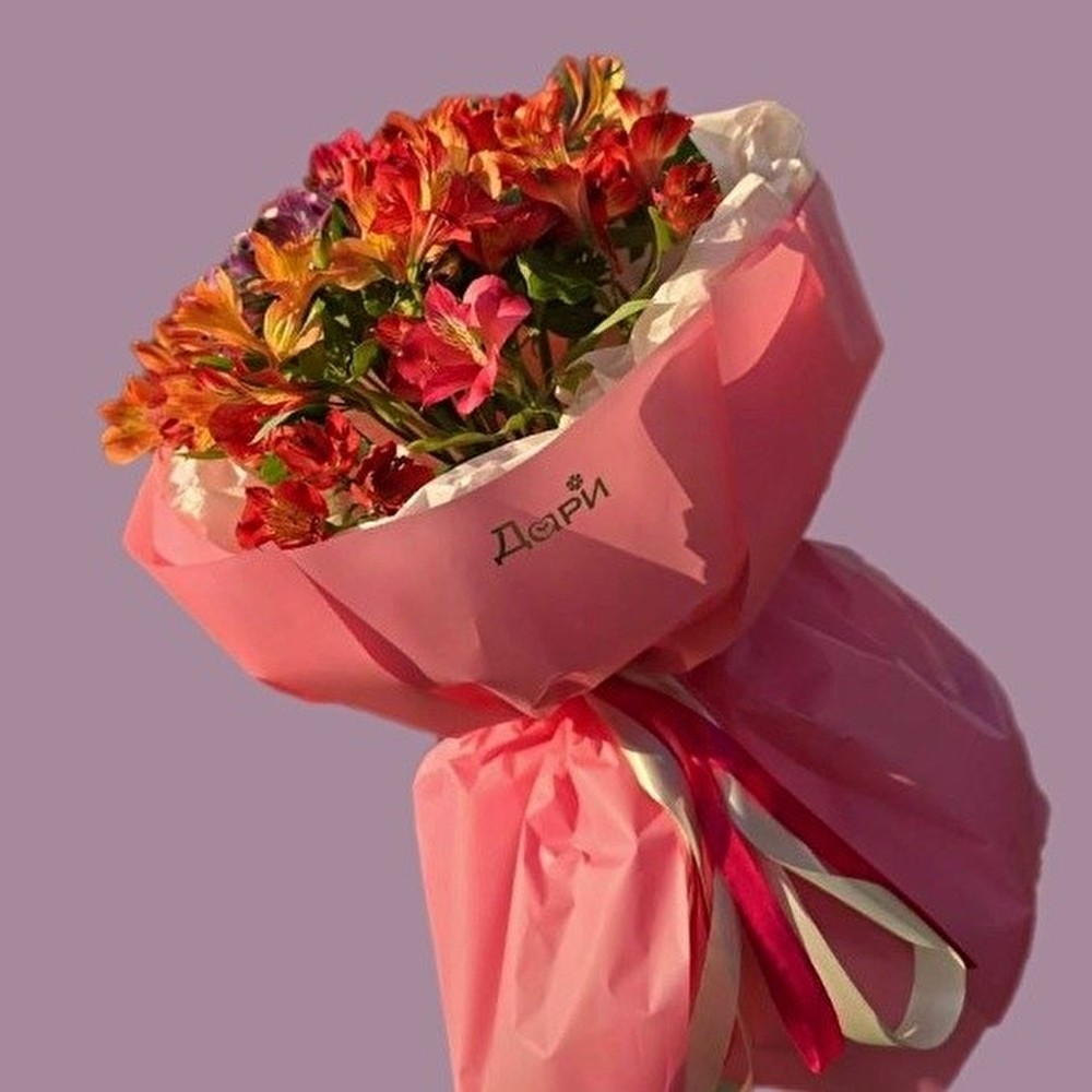 №91 Букет из альстромерий в авторской упаковке