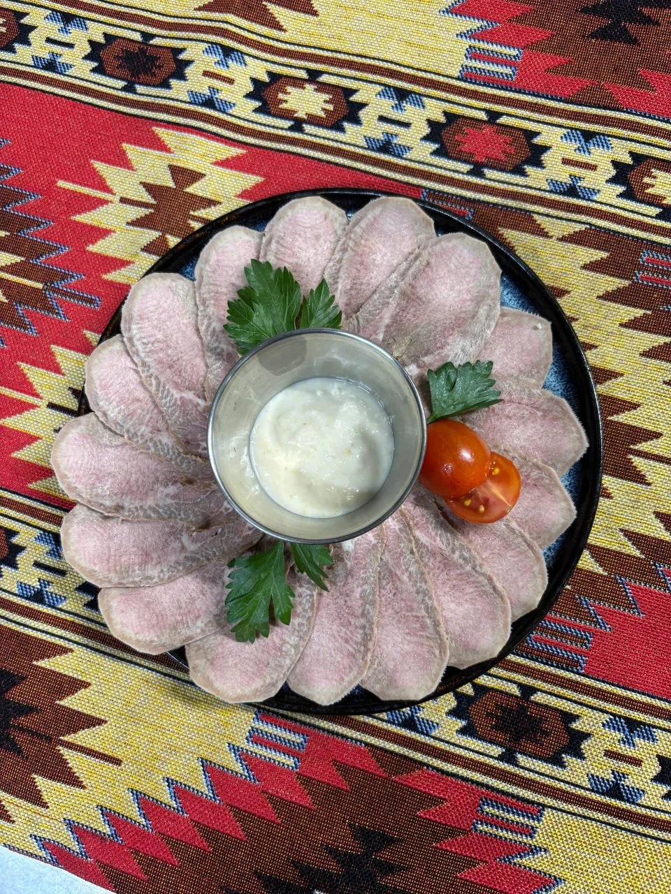 Язык с хреном