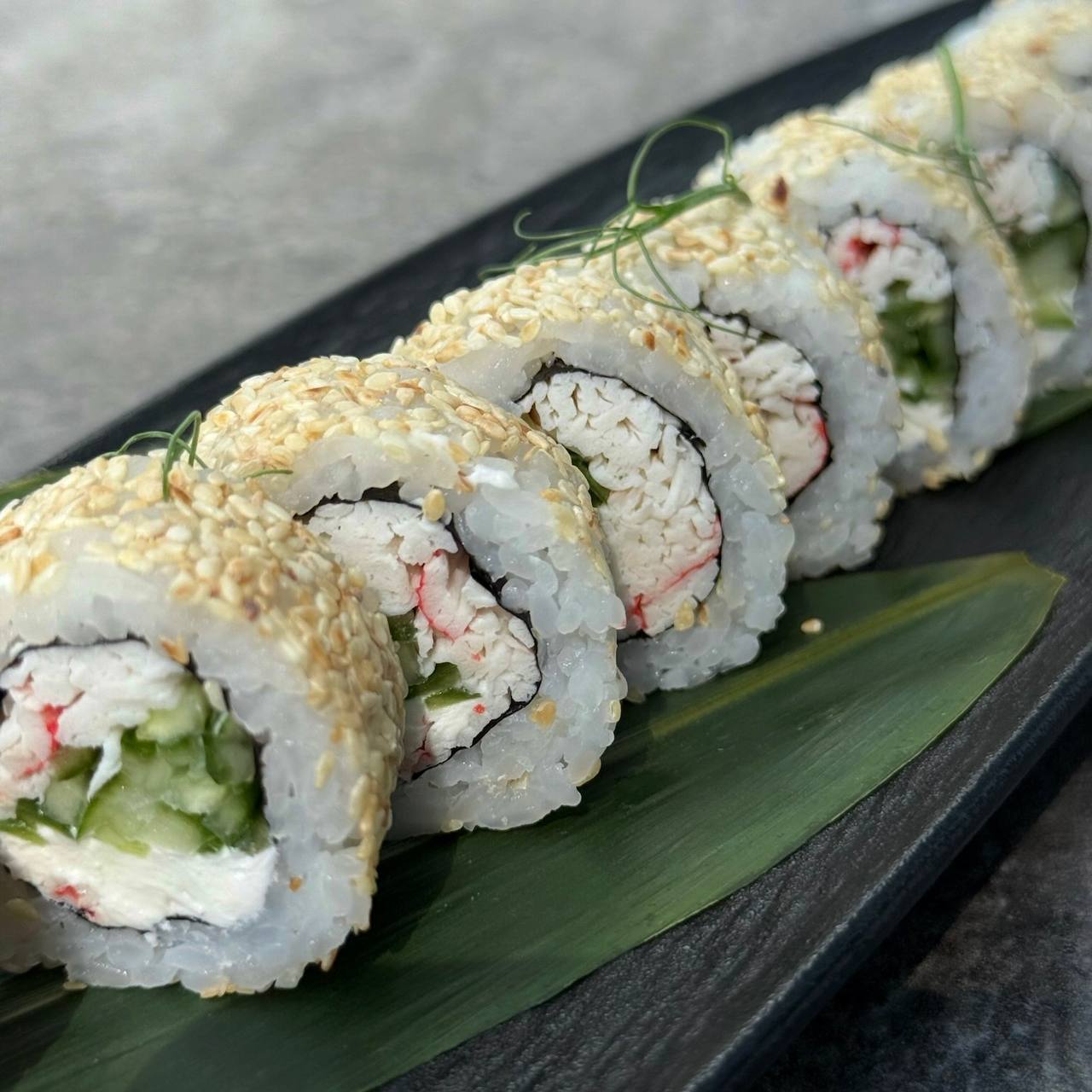 Калифорния с кунжутом