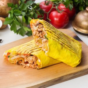 Сырная шаурма с курицей
