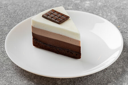 Пирожное Три шоколада