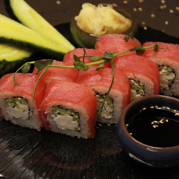 Ролл Филадельфия с тунцом