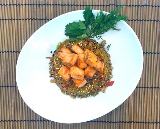 Тяхан с лососем