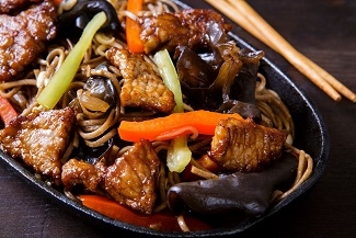 Гречневая лапша с говядиной