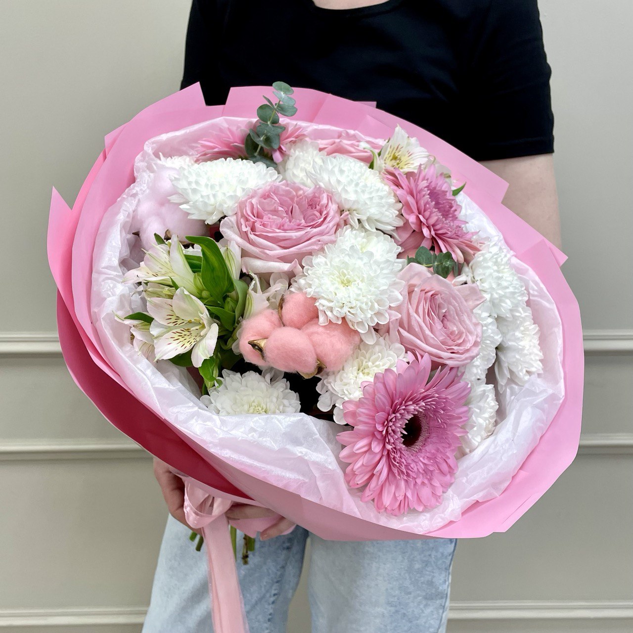 Авторский букет из Гербер и Хризантемы