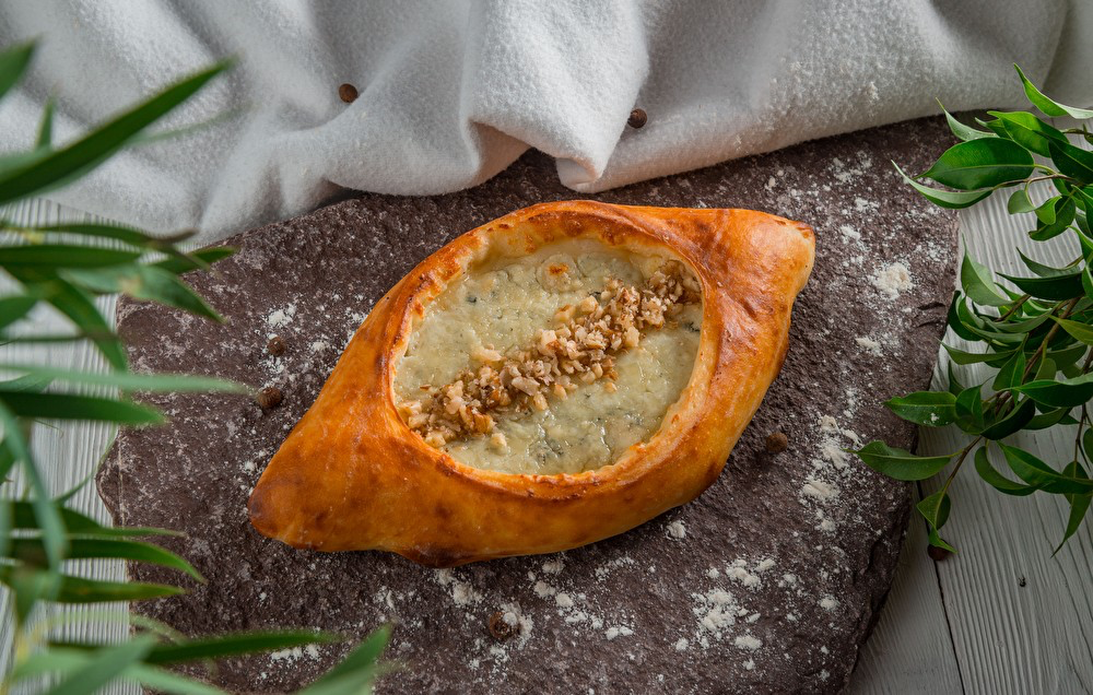 Хачапури «4 сыра»