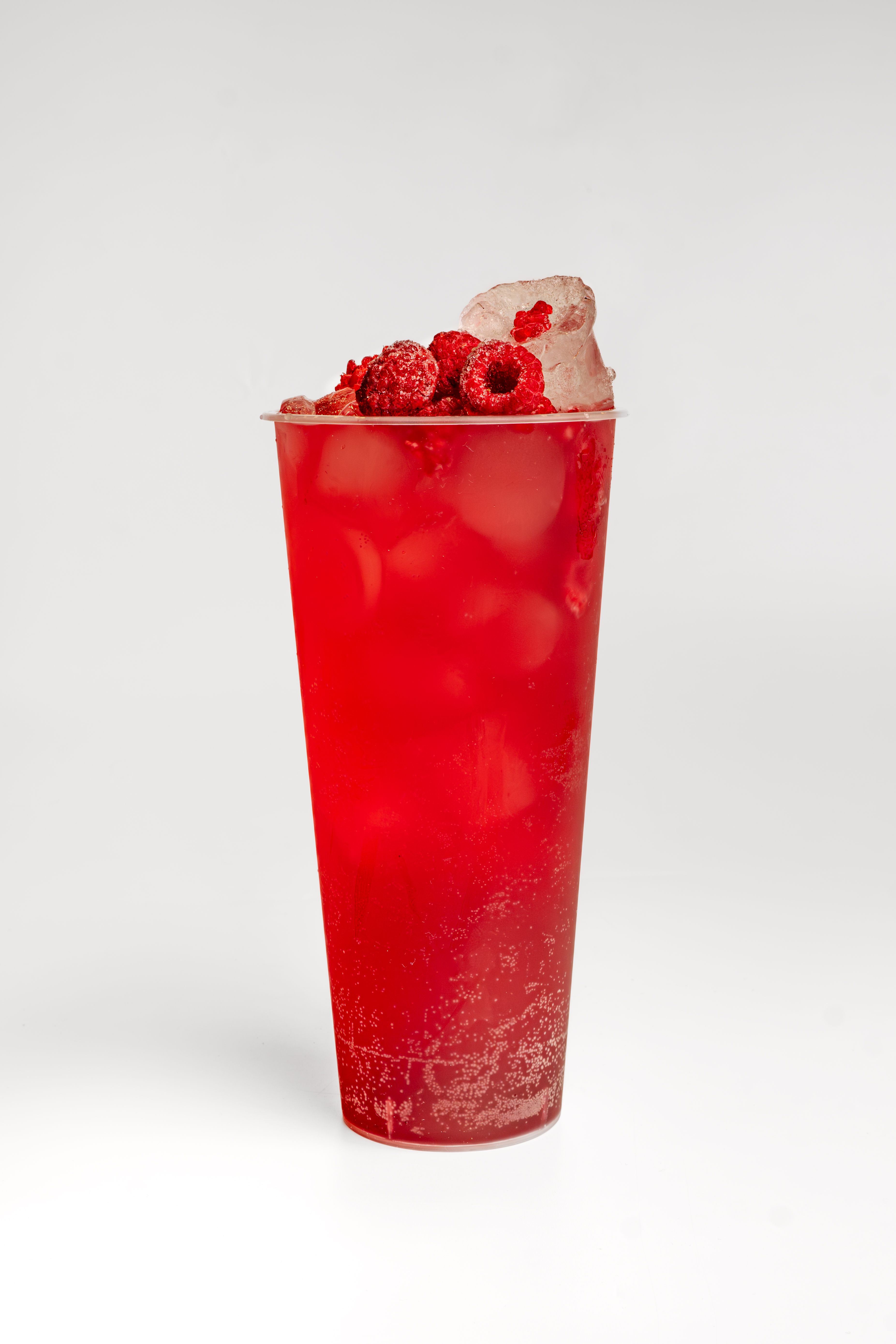 Кислая малиновая вишня