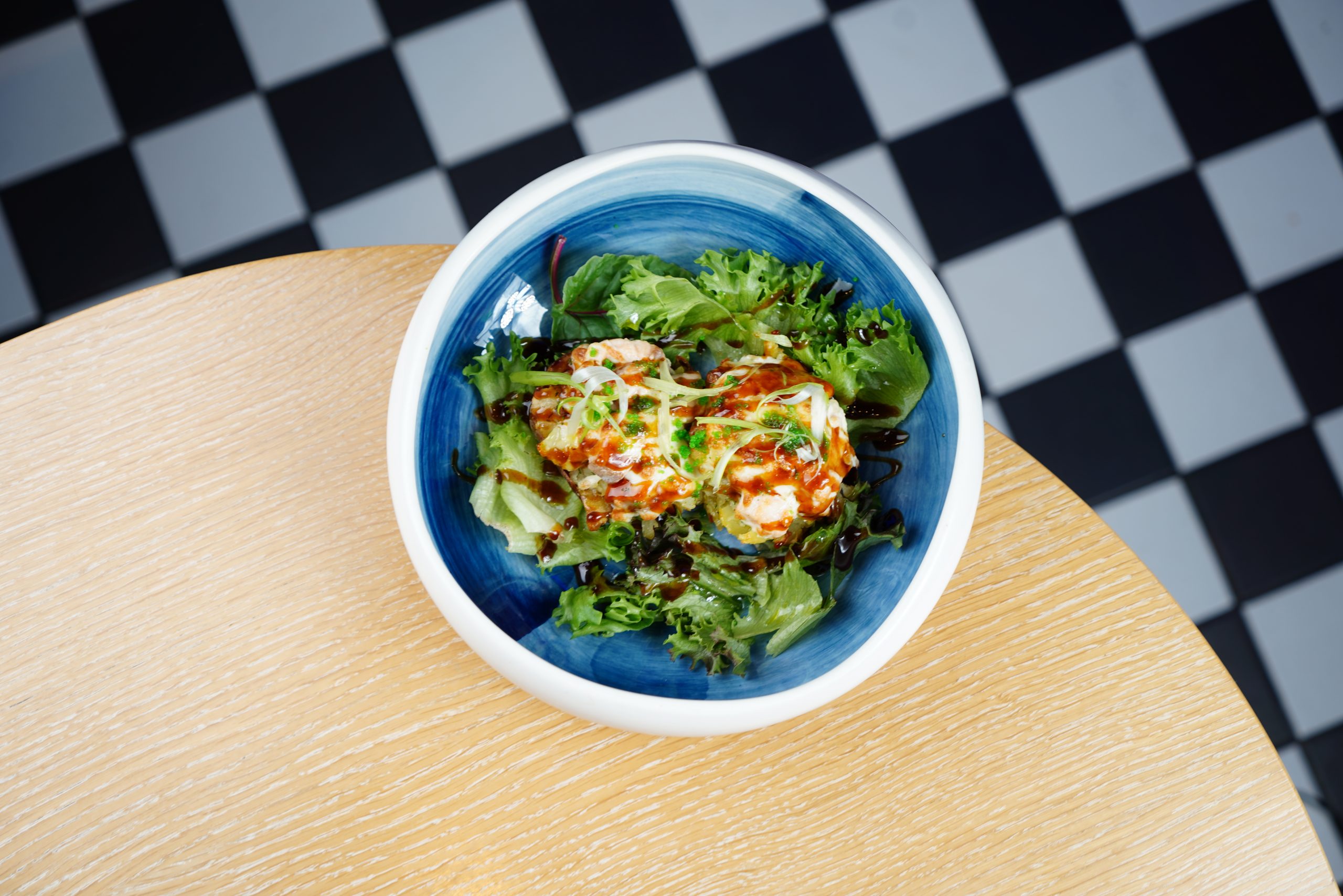 Печеный картофель с лососем