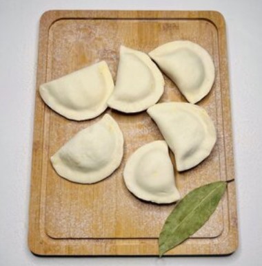 Вареники с отварным картофелем
