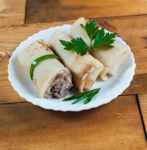 Блинчик с мясом и рисом