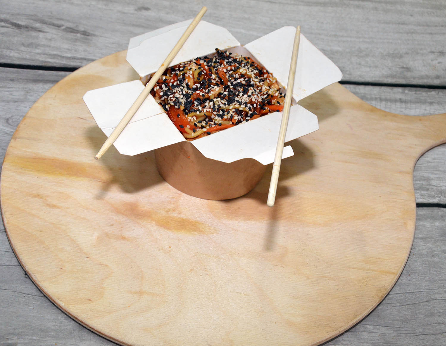Лапша WOK с овощами