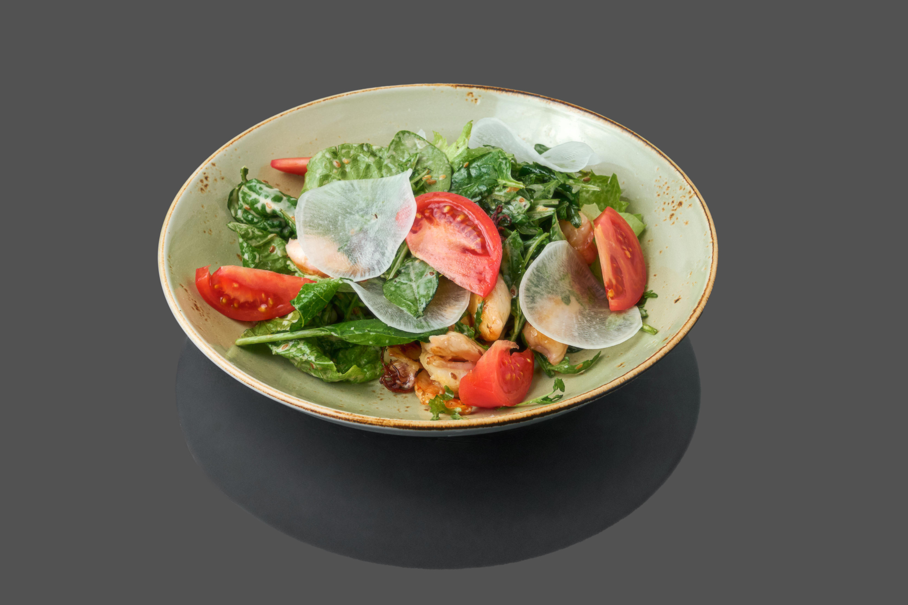 Салат с каракатицей и креветкой