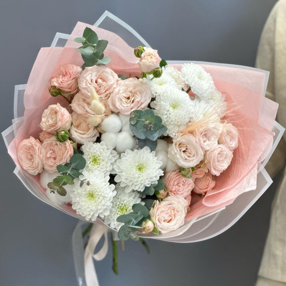 Букет с пионовидными розами