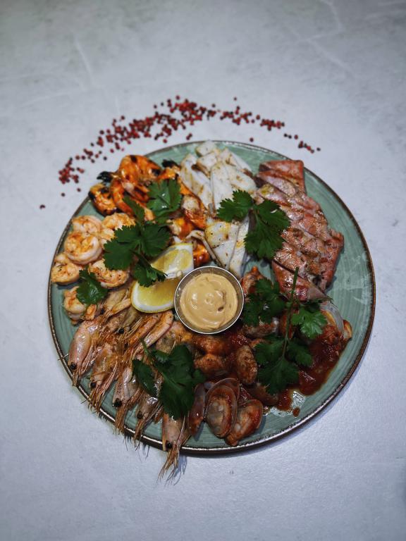 Морской ассорти гриль
