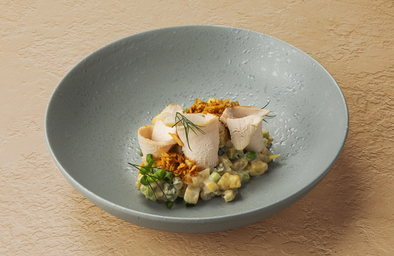 Оливье с цыплёнком