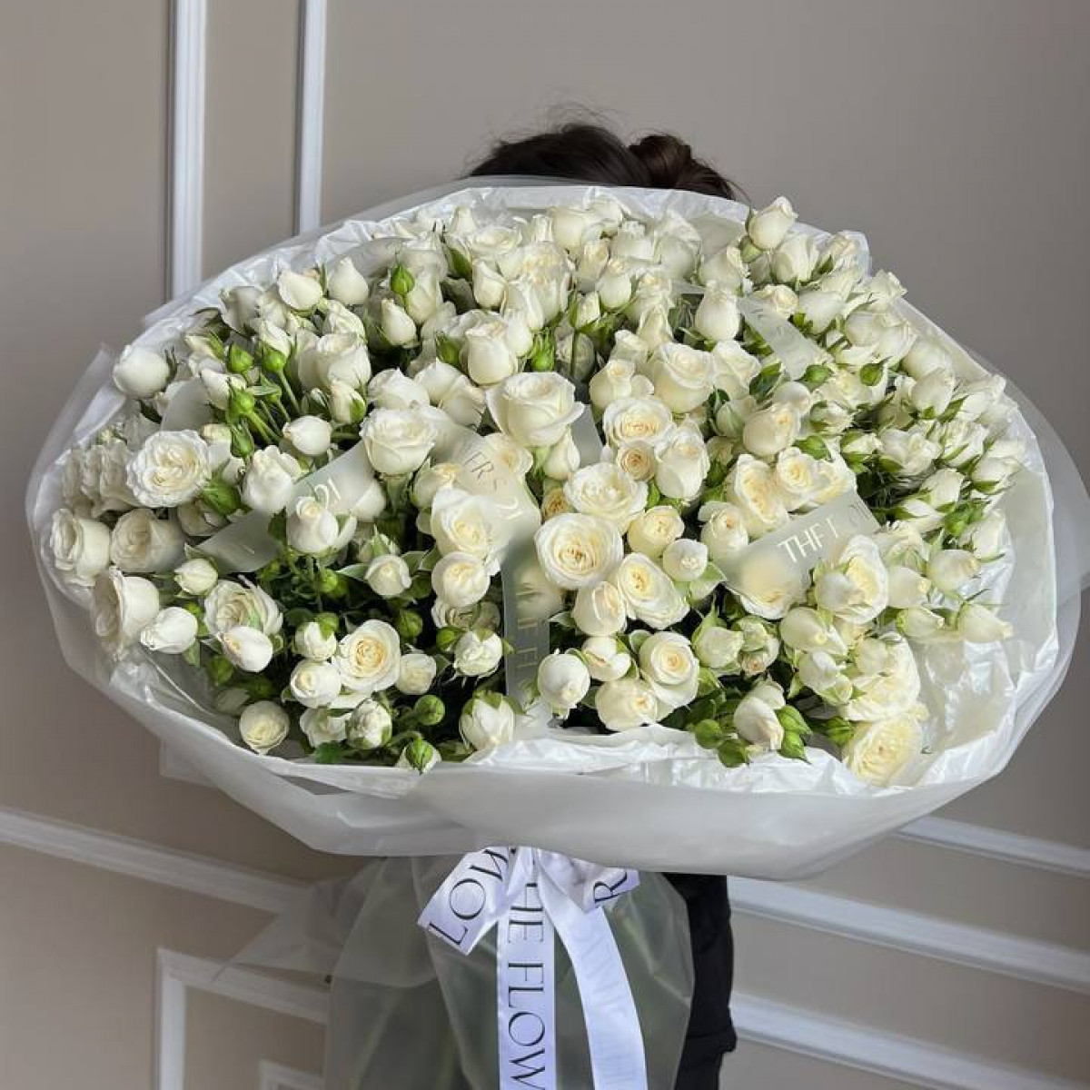 Букет из белых роз Артикул: 2704