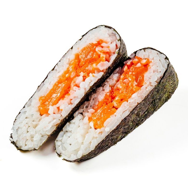 Онигири с лососем