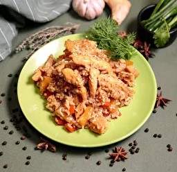 Курица с ананасами в тайском соусе