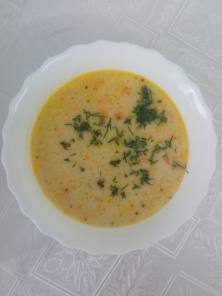 Суп сырный рисовый с курицей