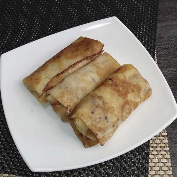 Блин с творогом и изюмом