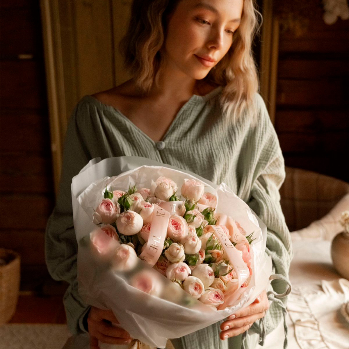 Букет из кустовых пионовидных роз Артикул: Б-1124-8(предзаказ)