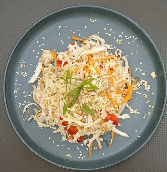 Салат с курочкой