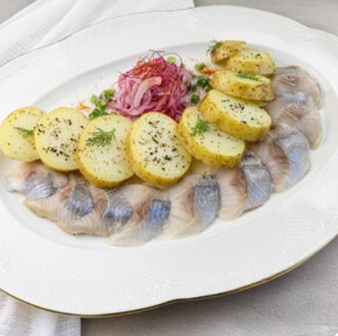 Сельдь с картофелем
