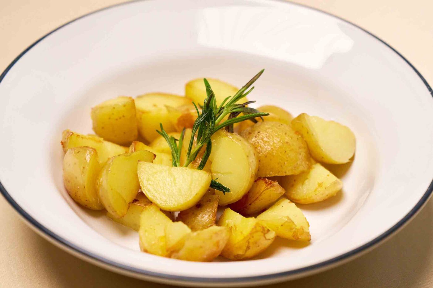 Мини-картофель с
розмарином