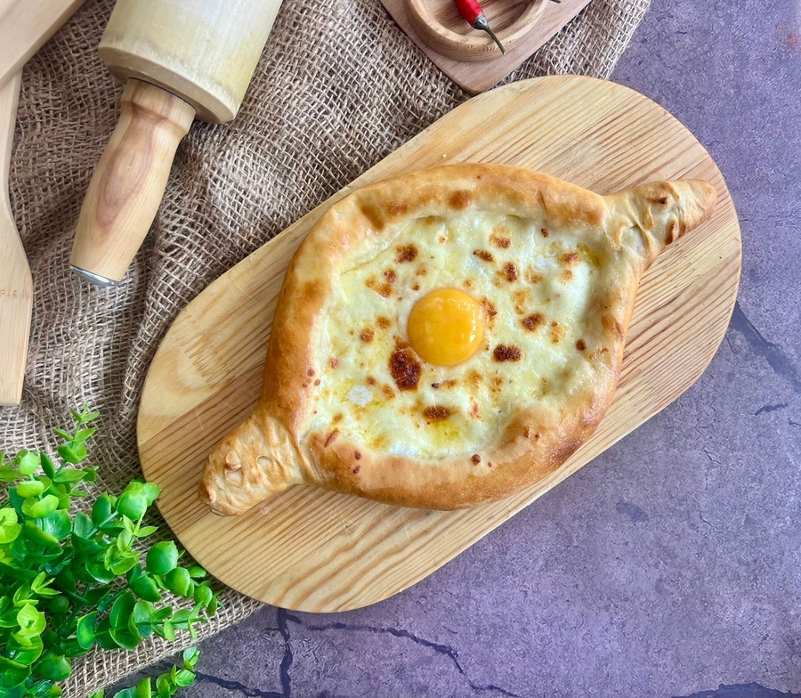 Хачапури по-аджарски