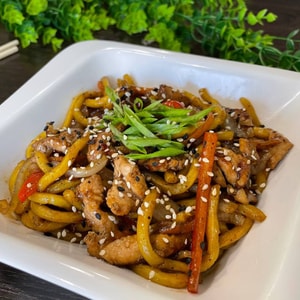 WOK "Цыпленок в перечном соусе"