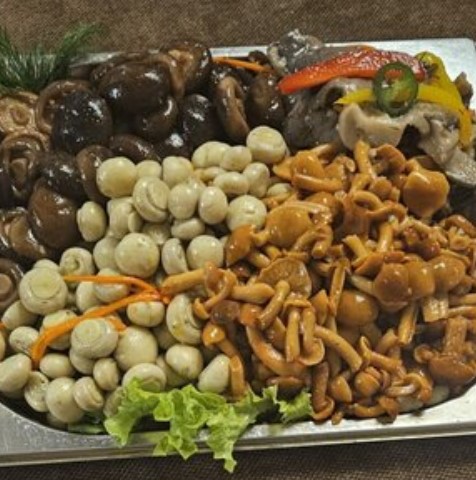 Грибы маринованные