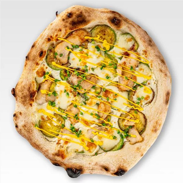 Пицца Индейка с кабачком и сырным соусом 22 см