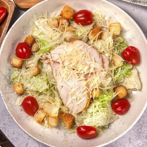 Цезарь с курицей