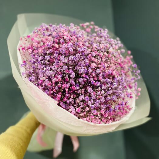 Букет из розовой и сиреневой гипсофилы