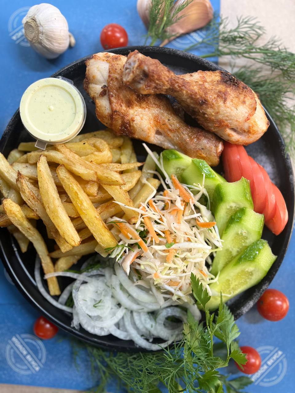 Ланч с куриной голенью