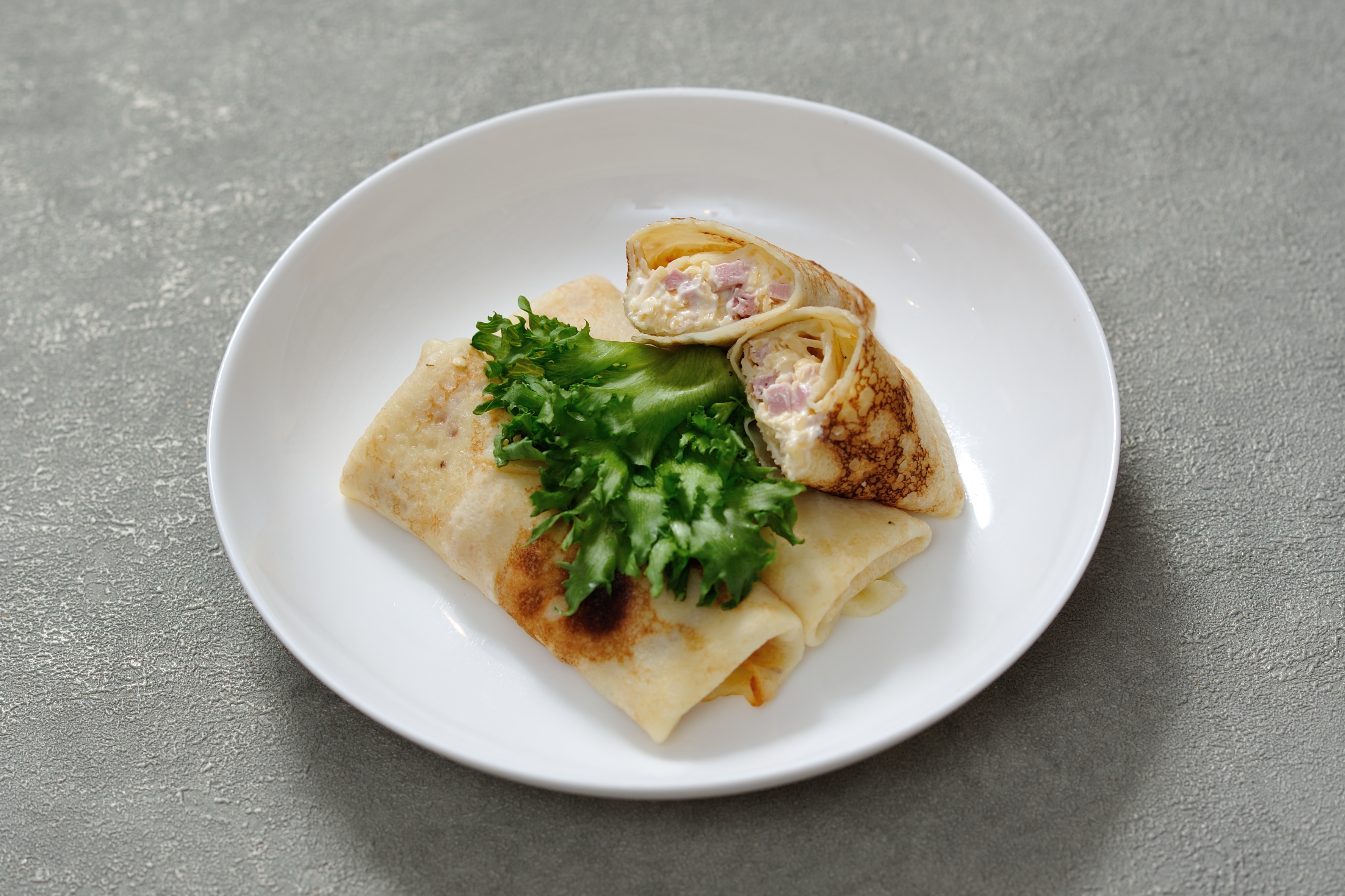 Блины с ветчиной и сыром