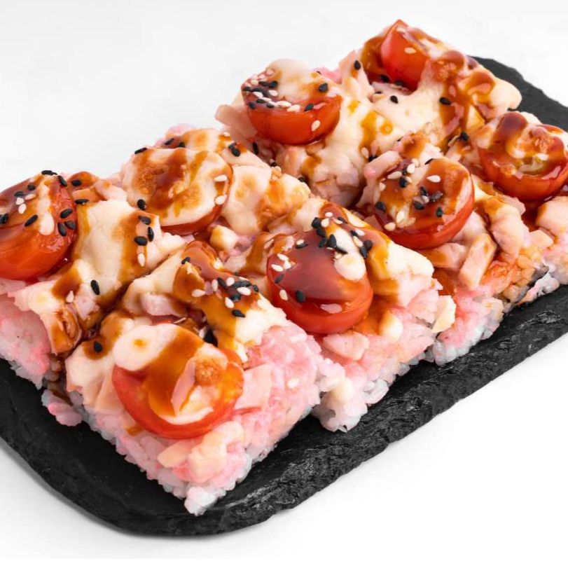 Суши пицца с креветкой