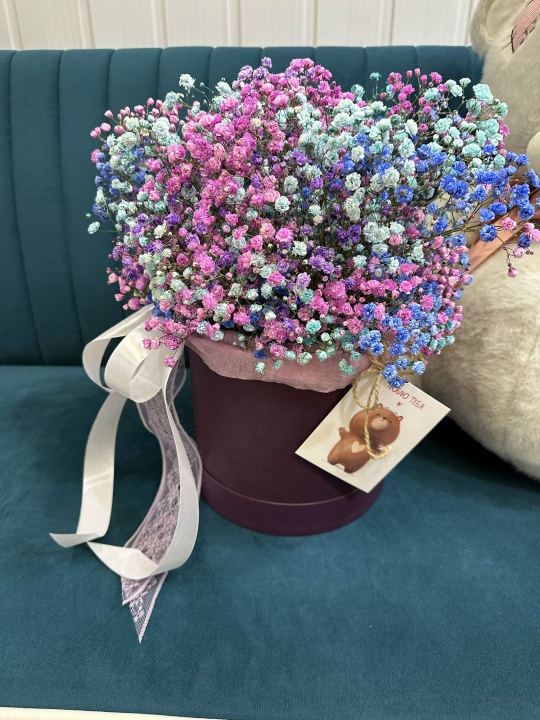 Большая коробочка из цветной гипсофилы