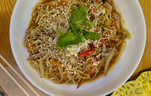 МИ САО яичная лапша с курицей