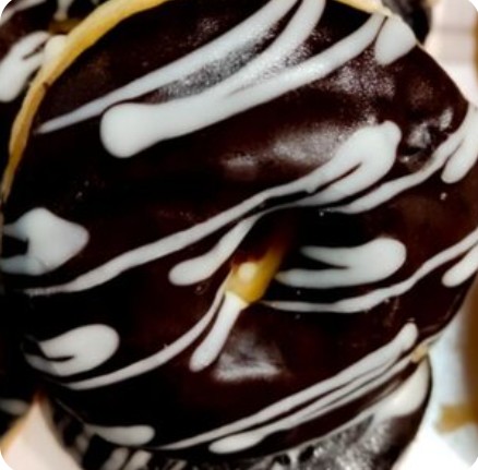 Шоколадный пончик