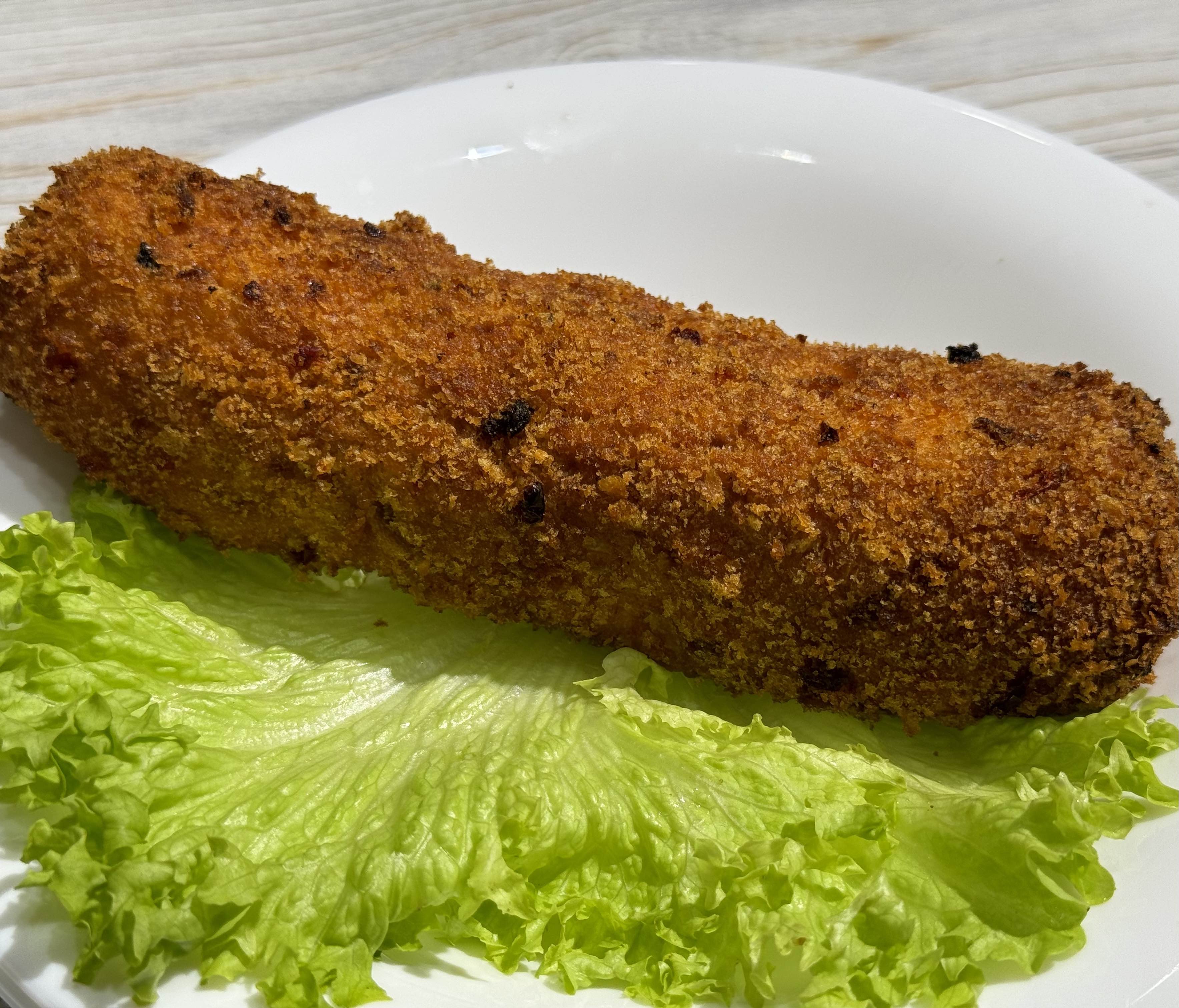 Куриный рулет с сыром и чесноком