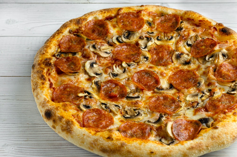 Пепперони и грибы 23 см