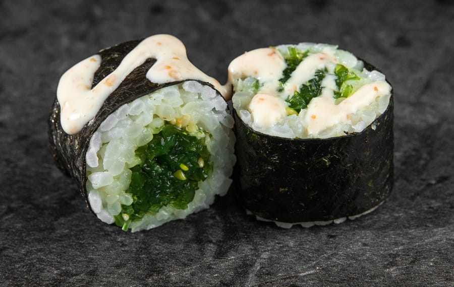 Нори маки с чукой